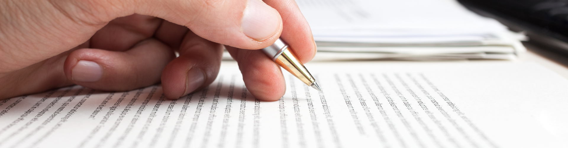 How long after writing a report can an expert be asked to clarify items included in that report?